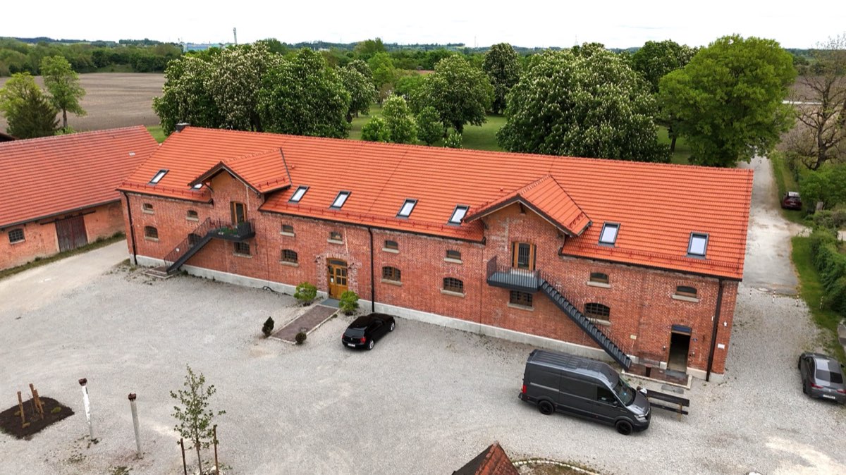 Referenzobjekt der WiP Immobilien GmbH, saniertes Backstein-Gewerbegebäude